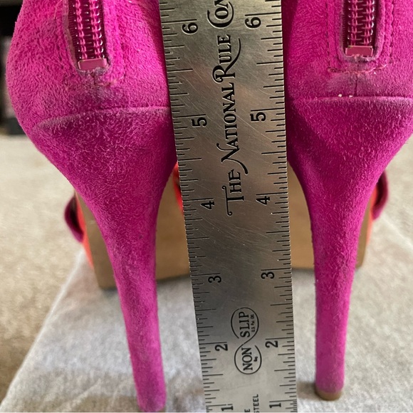 Size 8.5 Jessica Simpson heels with zippers on the back, multicolor - Picture 5 of 6
